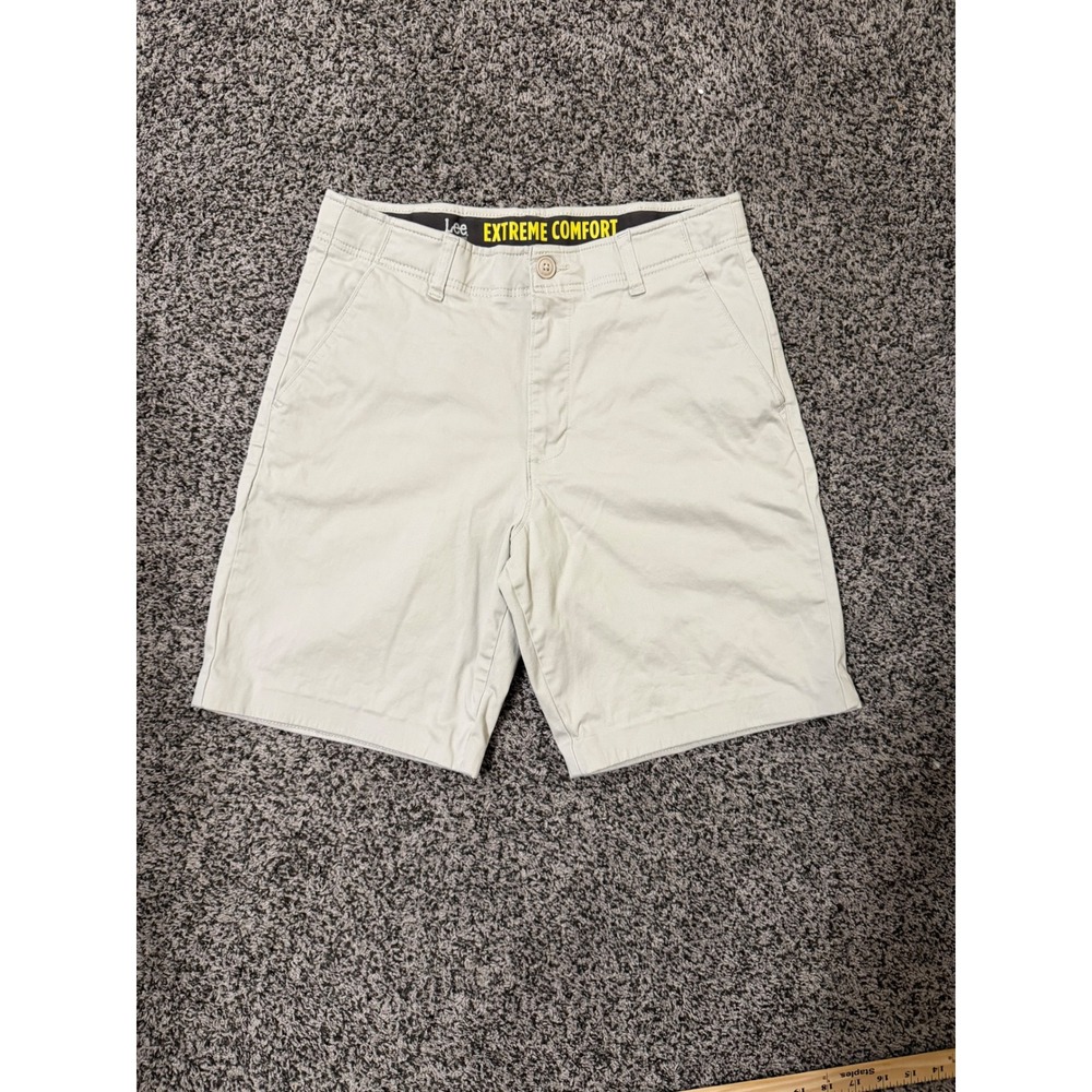 Lee Extreme Comfort Shorts Men 32 Khaki Performance Stretch Flat Front Chino